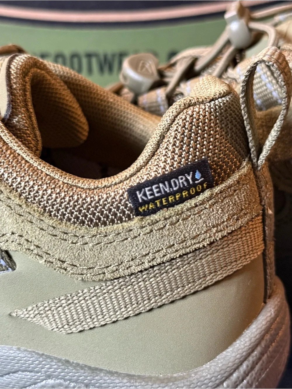 KEEN - Kids Low-Top Hiking Shoes - Olive Green - Size 1 - BRAND NEW! Waterproof